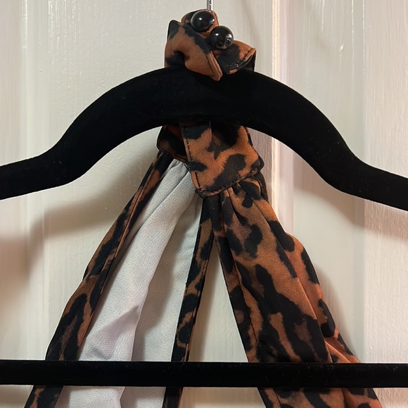 PrettyLitteThing leopard print dress - Picture 5 of 7